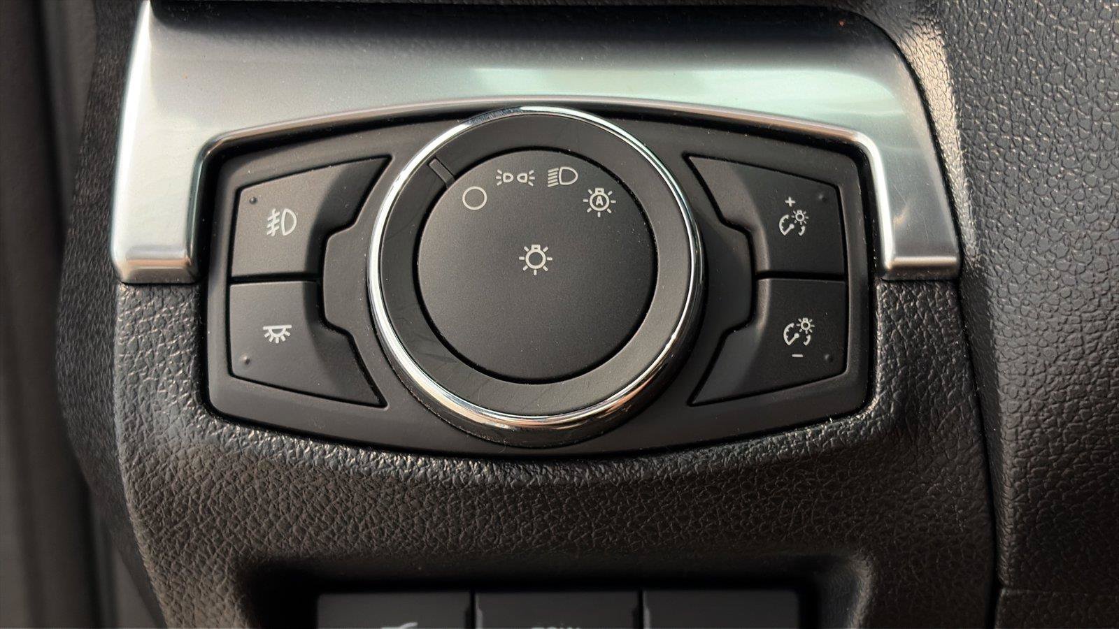 Certified 2017 Ford Explorer Sport w/ Equipment Group 401A AWD/4WD image 23