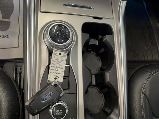Certified 2023 Ford Explorer Limited w/ Limited Technology Package image 7