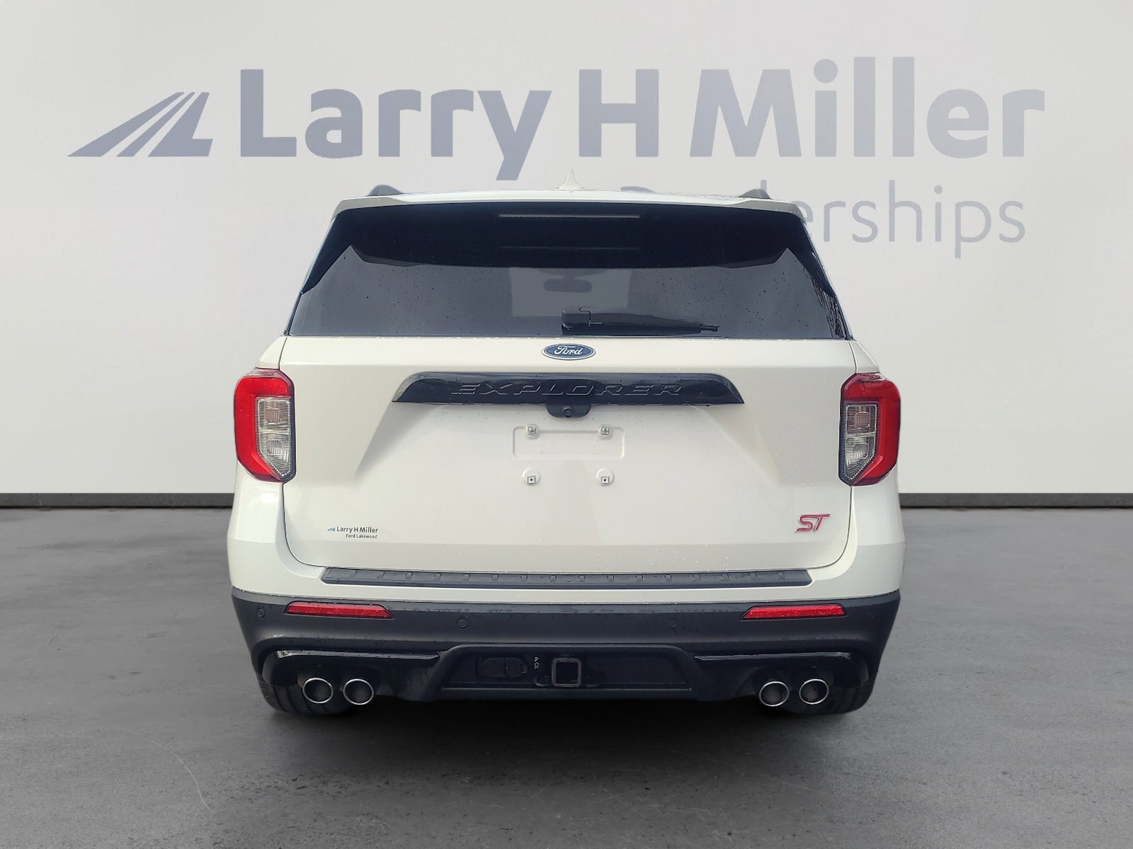 Certified 2023 Ford Explorer ST w/ Equipment Group 401A image 4