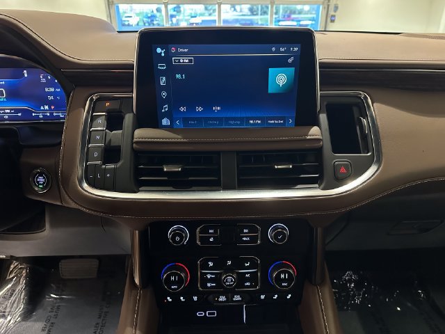 Used 2023 Chevrolet Tahoe High Country AWD/4WD image 12