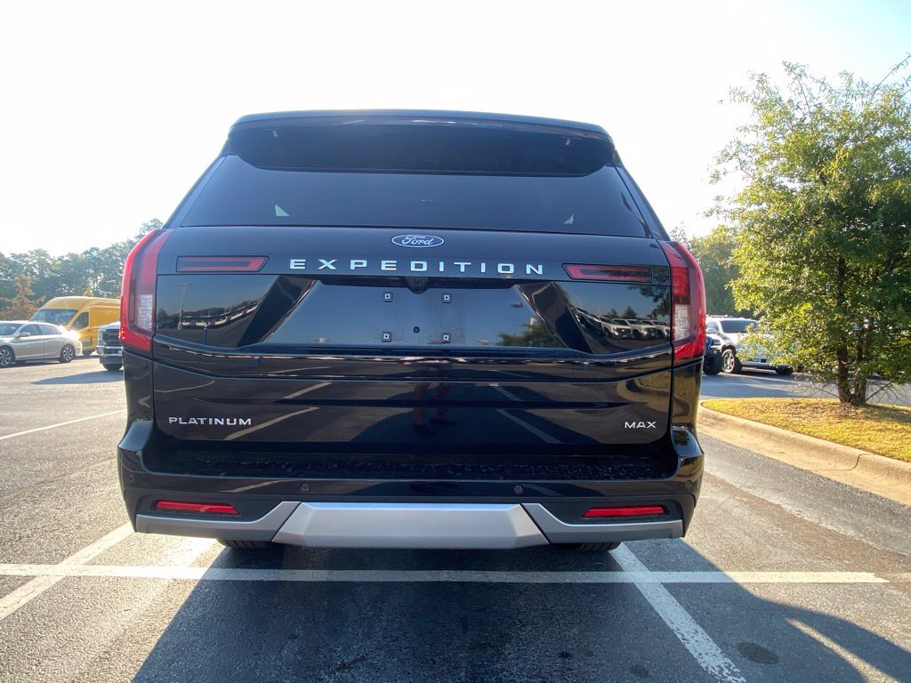 Certified 2025 Ford Expedition Max Platinum AWD/4WD image 6