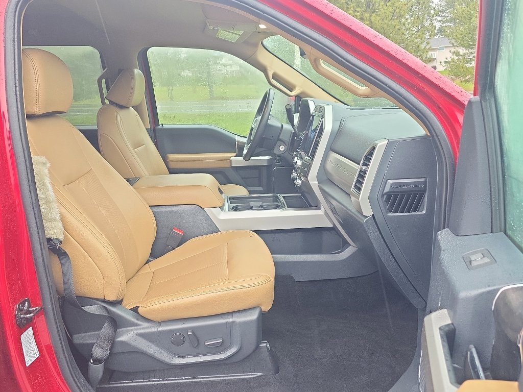 Certified 2022 Ford F350 Lariat w/ Lariat Value Package AWD/4WD image 9