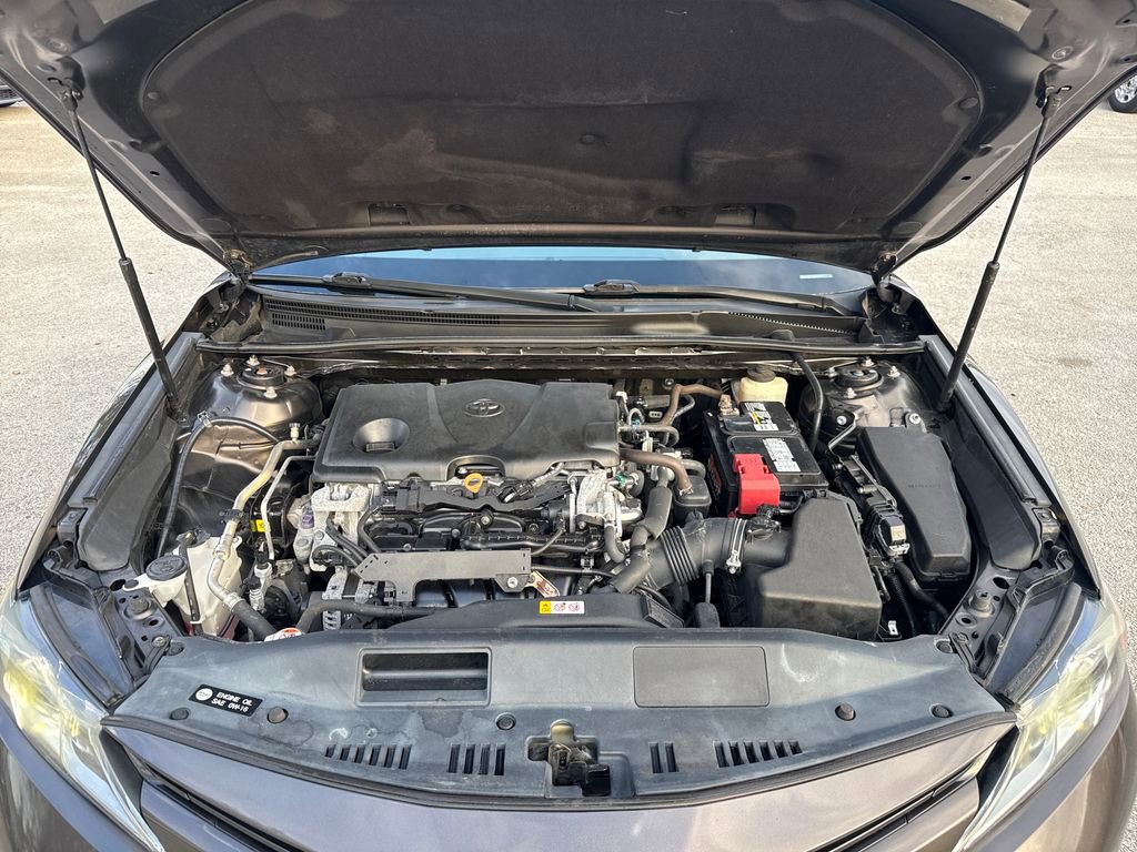 Used 2018 Toyota Camry LE image 26