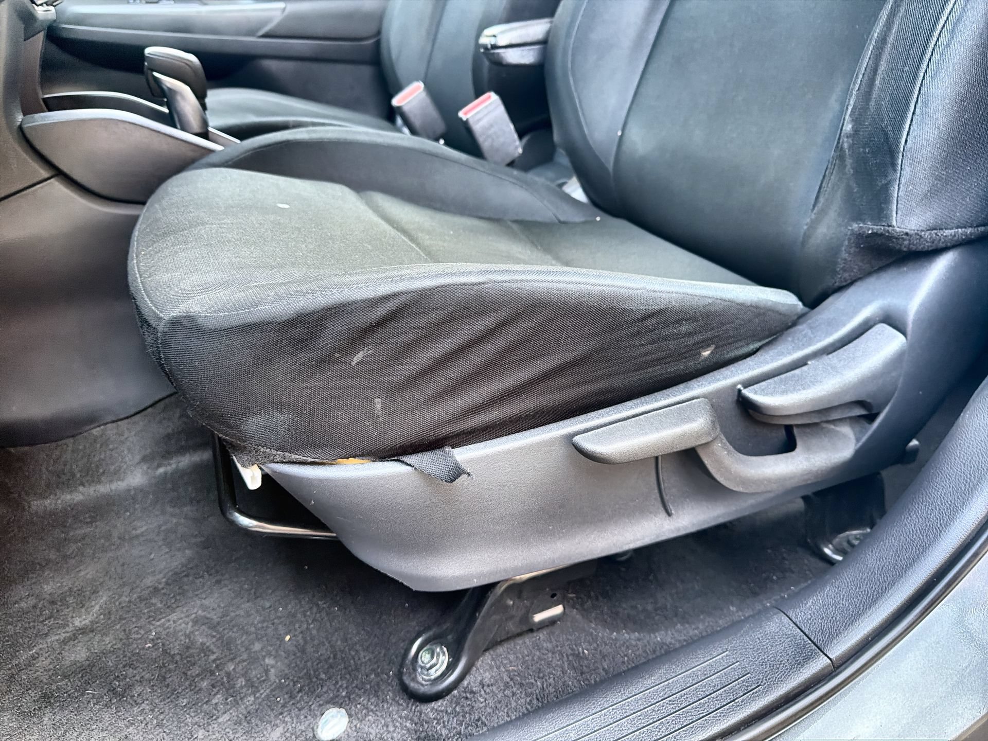 Used 2024 Nissan Kicks S FWD image 12