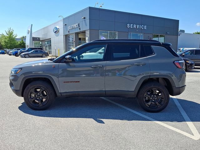 Used 2023 Jeep Compass Trailhawk AWD/4WD image 6