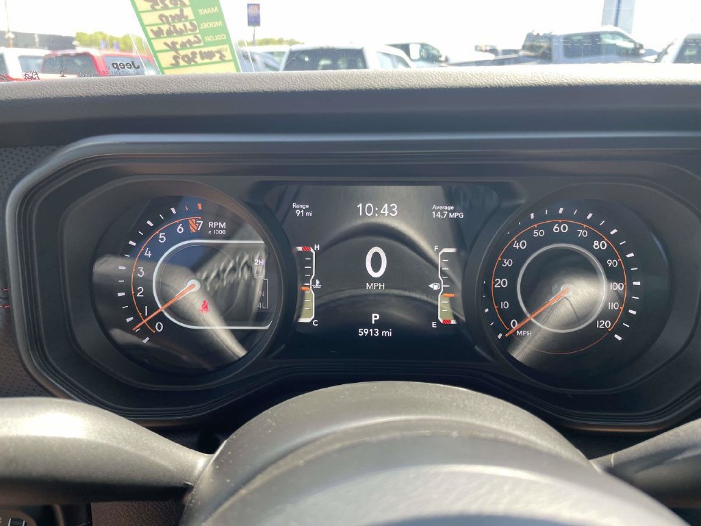Used 2025 Jeep Gladiator Rubicon w/ Convenience Group AWD/4WD image 30