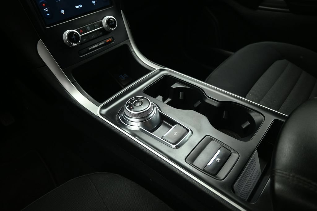 Certified 2022 Ford Edge SE w/ Black Appearance Package AWD/4WD image 15