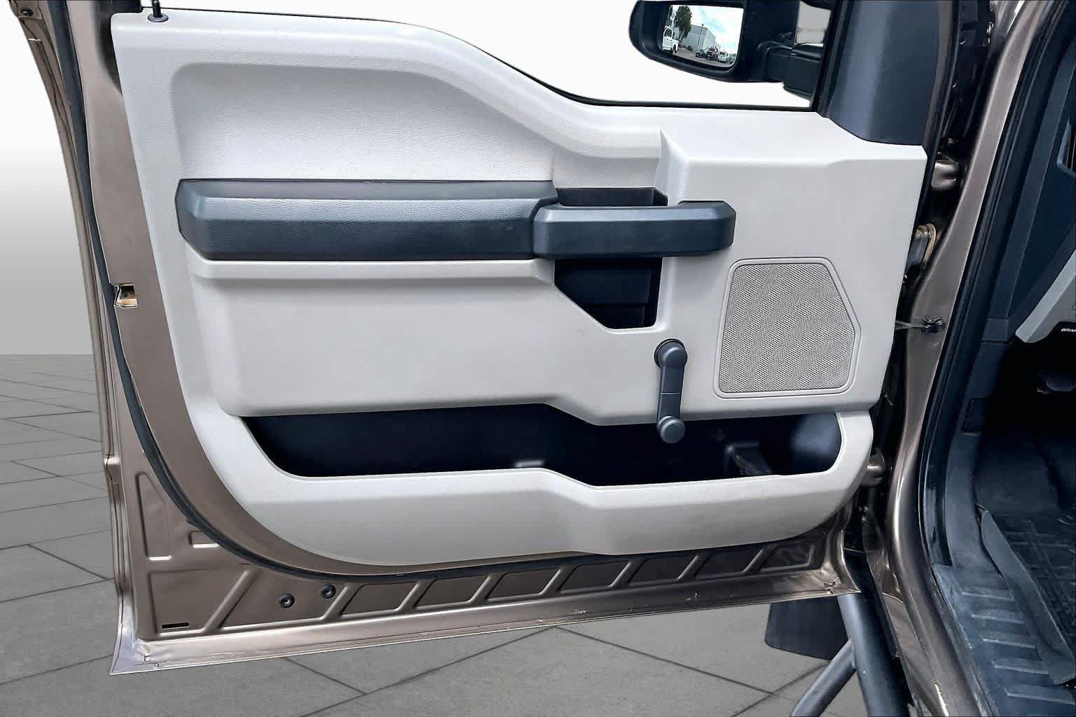 Certified 2022 Ford F350 XL w/ STX Appearance Package AWD/4WD image 20