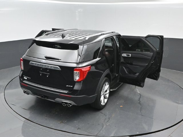 Certified 2024 Ford Explorer Platinum w/ Technology Package AWD/4WD image 27