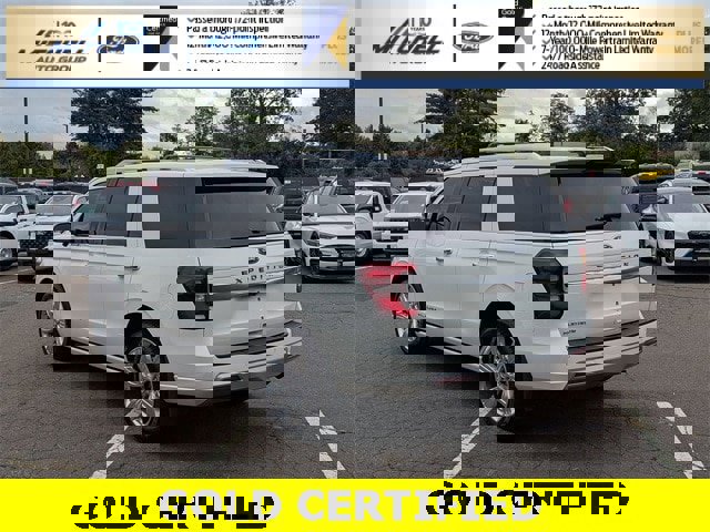 Certified 2023 Ford Expedition Platinum image 3
