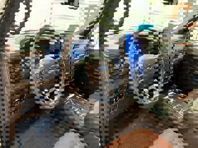 Certified 2024 Ford Expedition King Ranch image 12