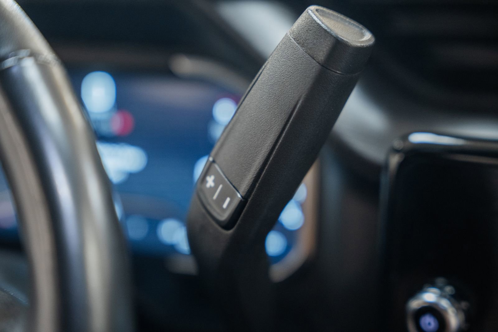 Used 2024 GMC Sierra 2500 Denali Ultimate image 32