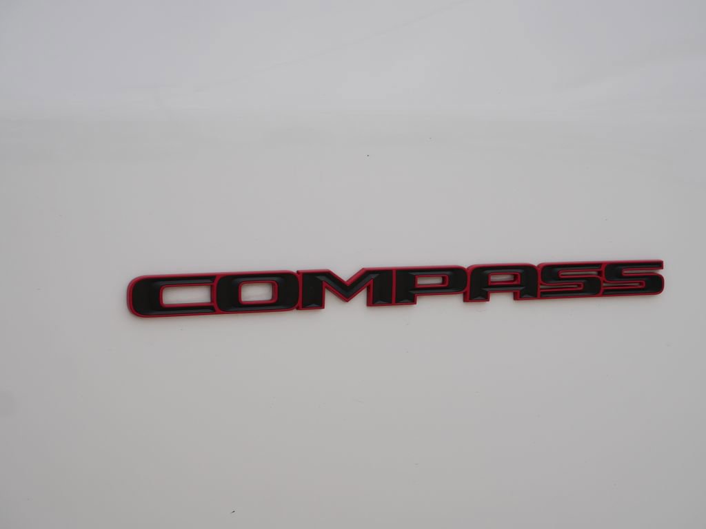 Used 2024 Jeep Compass Trailhawk image 15