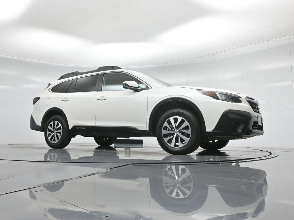 Used 2021 Subaru Outback Premium image 7