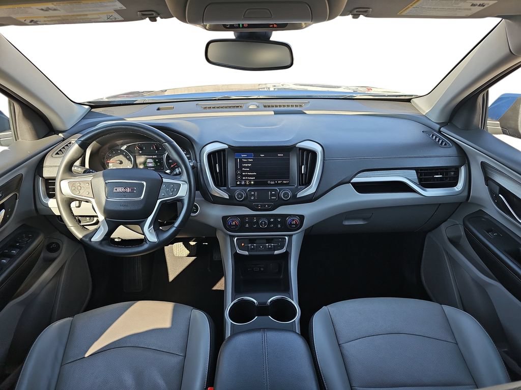 Used 2024 GMC Terrain SLT FWD image 9
