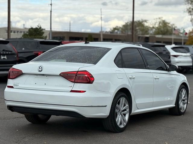 Used 2019 Volkswagen Passat 2.0T Wolfsburg w/ Wheels & Sunroof Package image 9