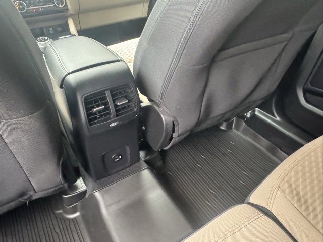 Certified 2022 Ford Escape SE w/ Cold Weather Package image 21