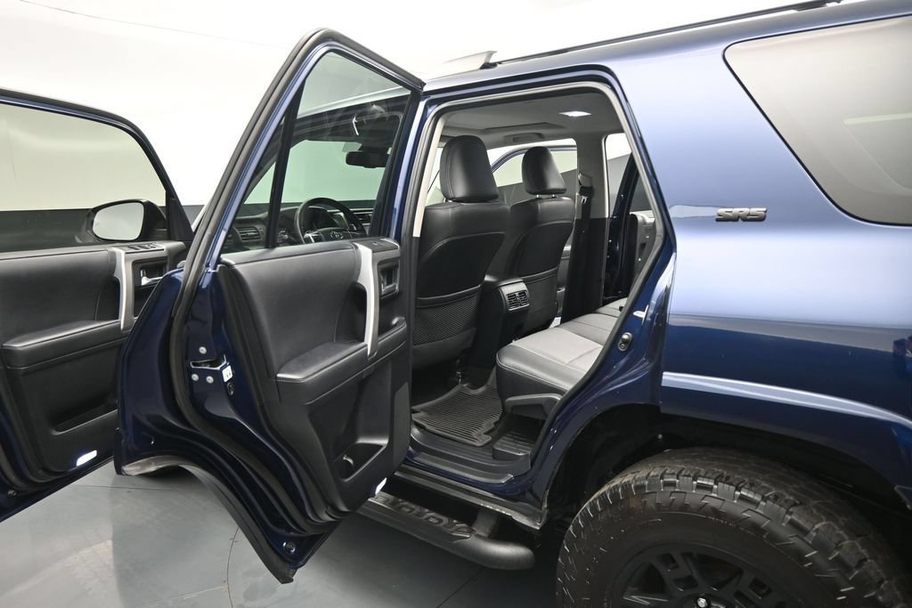 Used 2023 Toyota 4Runner SR5 Premium w/ Moonroof Package RWD image 18