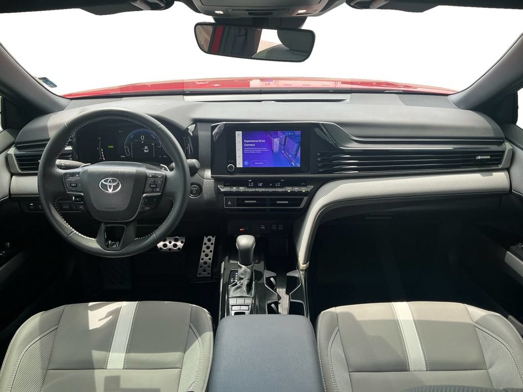 Used 2026 Toyota Camry SE w/ Convenience Package FWD image 17