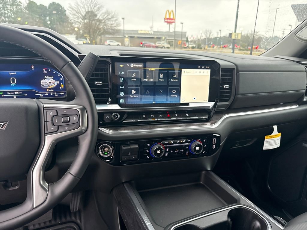 Used 2025 Chevrolet Silverado 2500 LTZ w/ LTZ Plus Package image 13