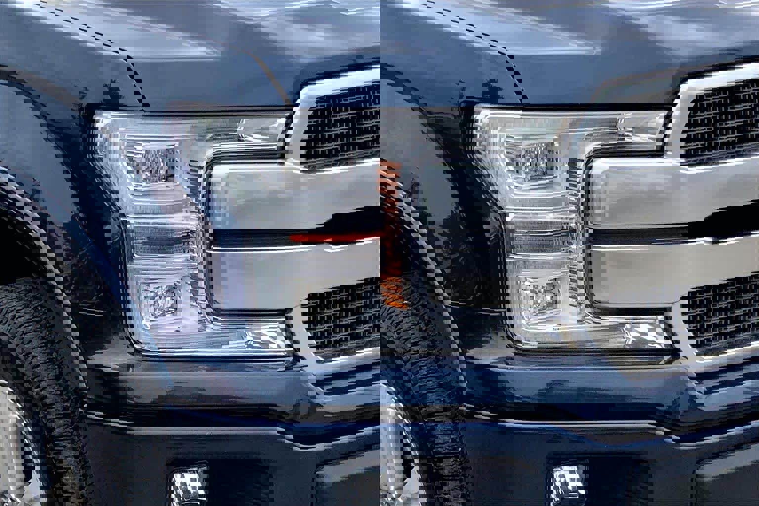 Certified 2019 Ford F150 Platinum w/ Equipment Group 701A Luxury AWD/4WD image 24