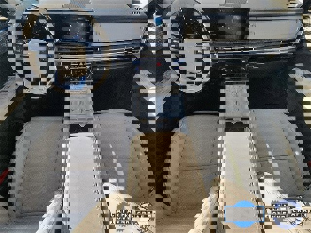 Used 2025 Hyundai Santa Fe Calligraphy w/ Tow & Go Package image 8