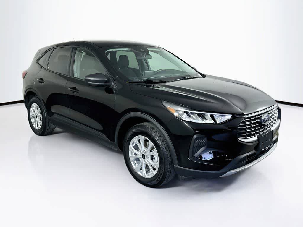 Certified 2025 Ford Escape Active AWD/4WD image 24
