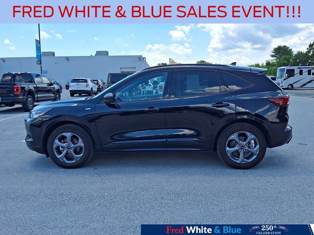 Certified 2023 Ford Escape ST-Line w/ Tech Pack #1 AWD/4WD image 6