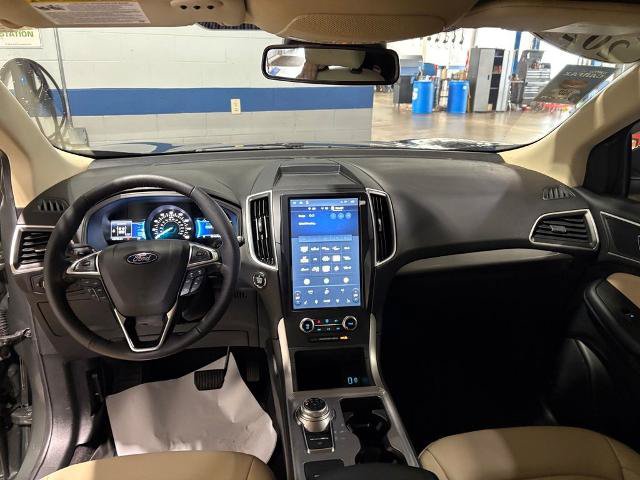 Certified 2024 Ford Edge SEL w/ Convenience Package AWD/4WD image 14