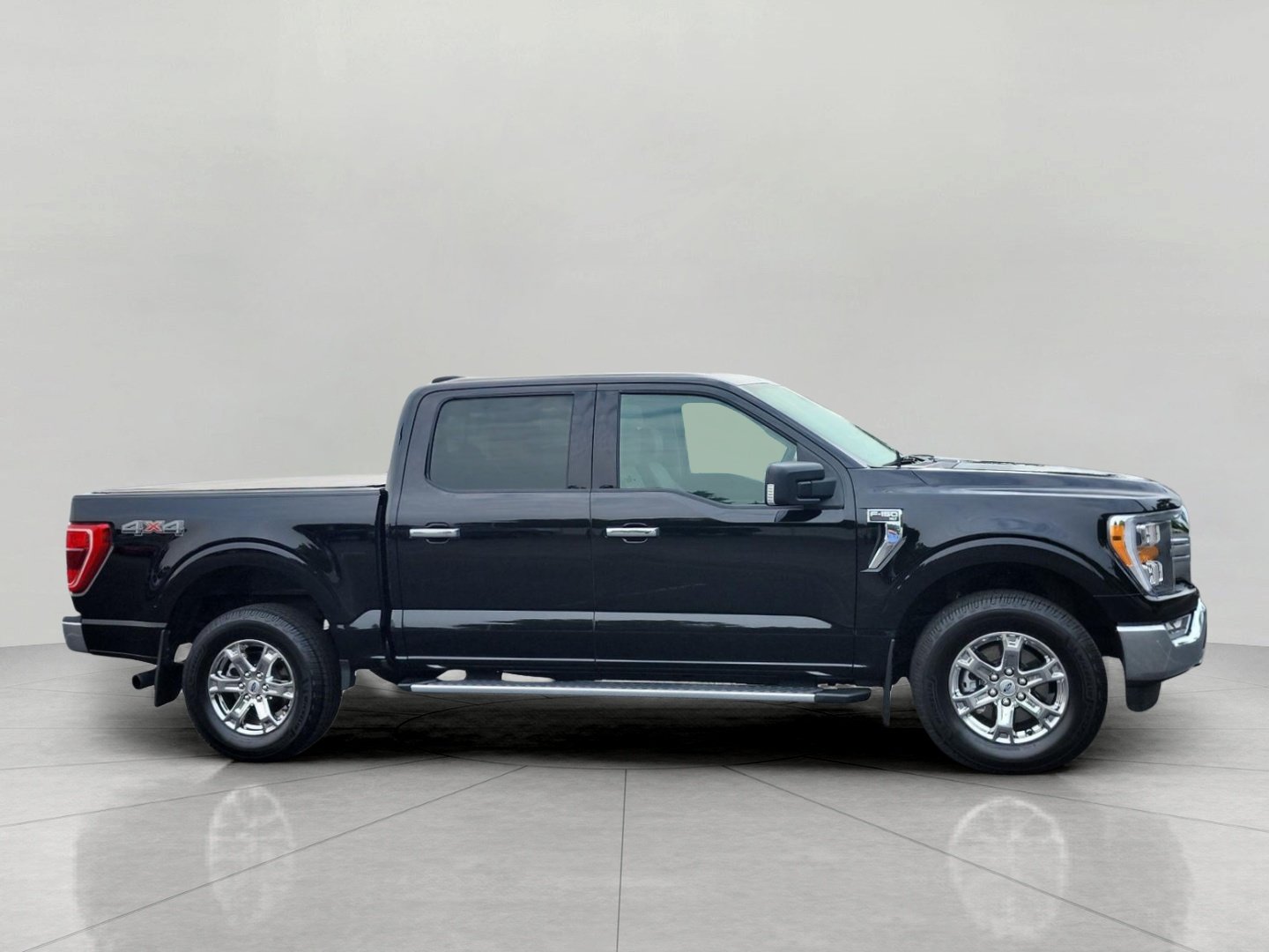 Certified 2022 Ford F150 XLT w/ Equipment Group 302A High AWD/4WD image 5