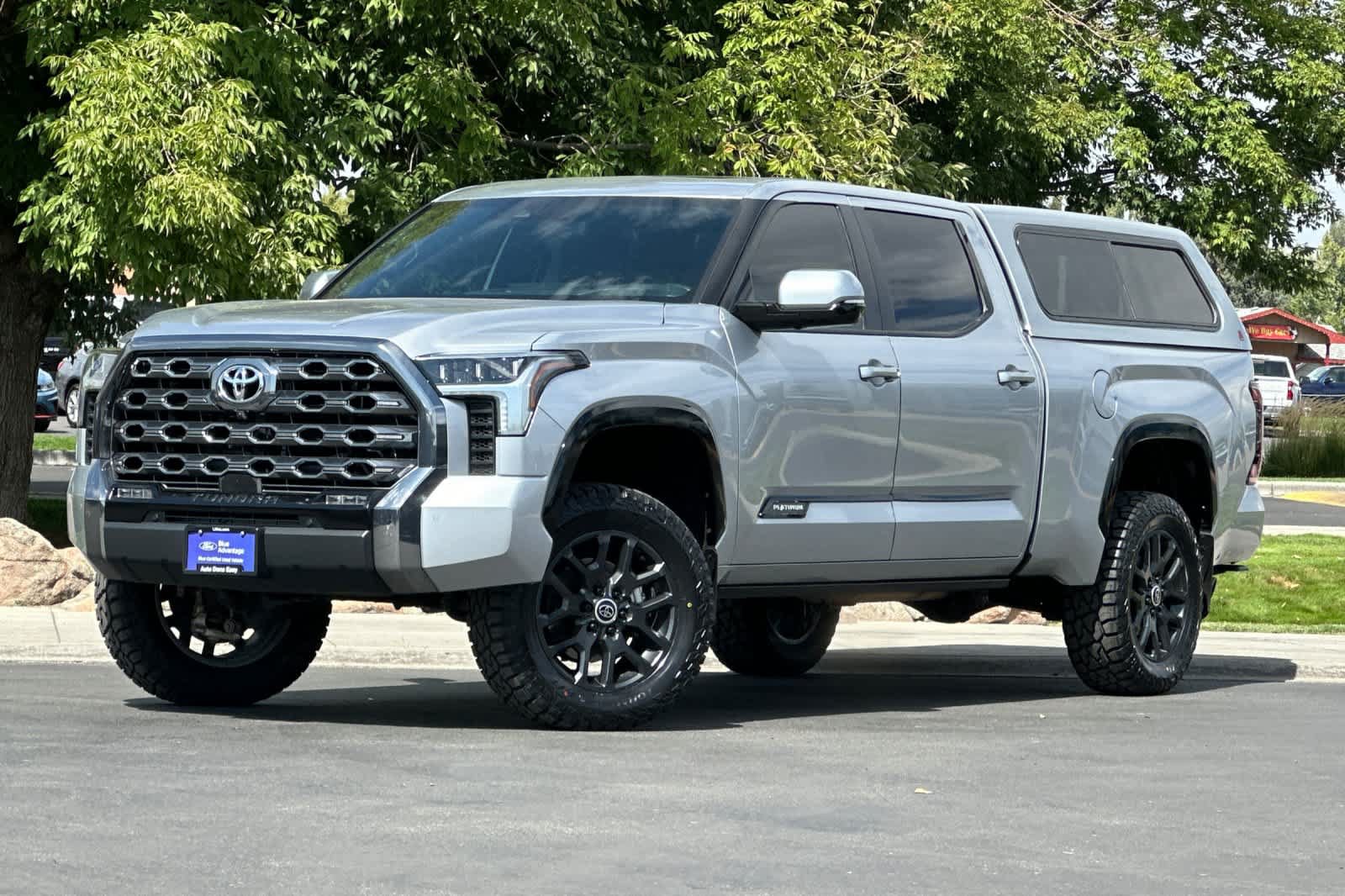 Used 2024 Toyota Tundra Platinum AWD/4WD image 1