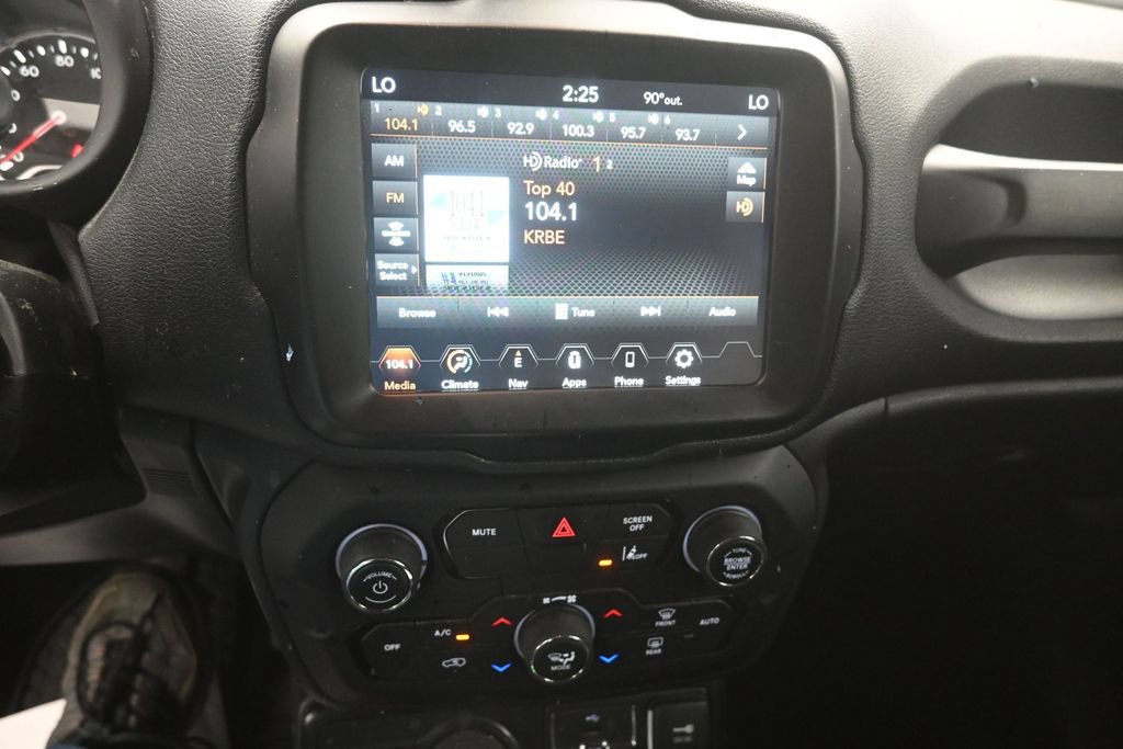 Used 2022 Jeep Renegade Altitude AWD/4WD image 26
