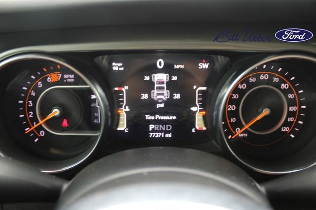 Used 2019 Jeep Wrangler Unlimited Sahara AWD/4WD image 23