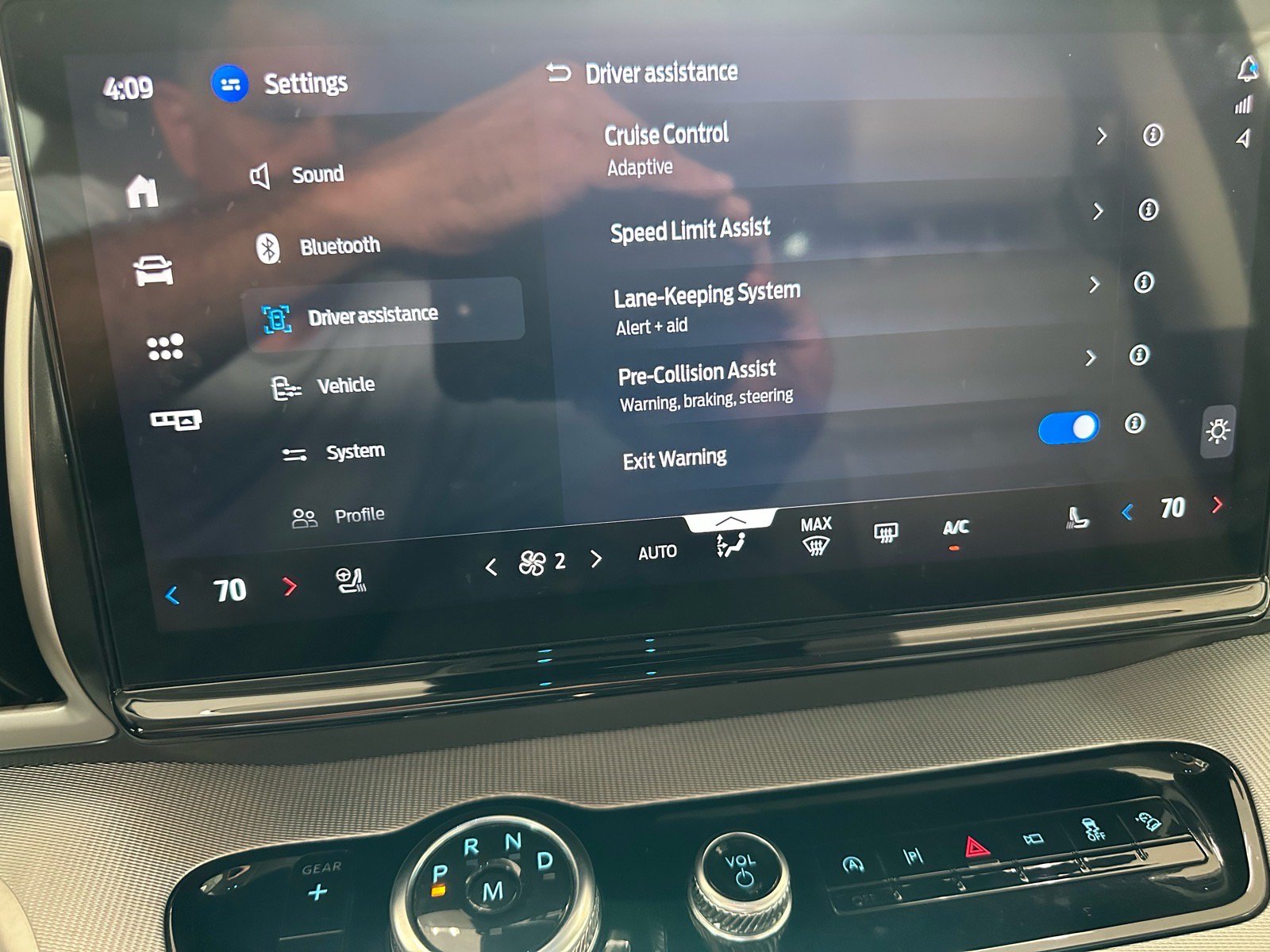 Certified 2025 Ford Expedition Active AWD/4WD image 39