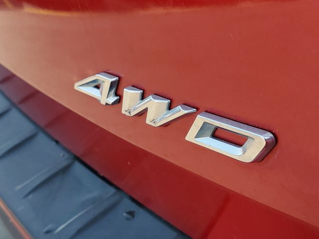 Certified 2023 Ford Explorer XLT w/ Equipment Group 202A AWD/4WD image 6