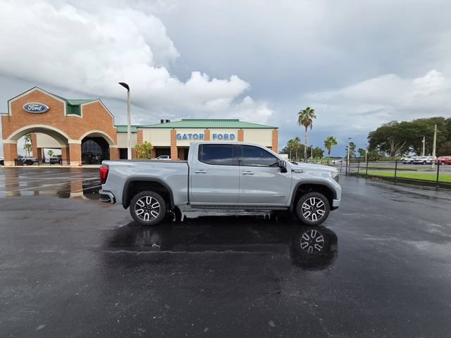 Used 2024 GMC Sierra 1500 AT4 w/ Technology Package AWD/4WD image 4
