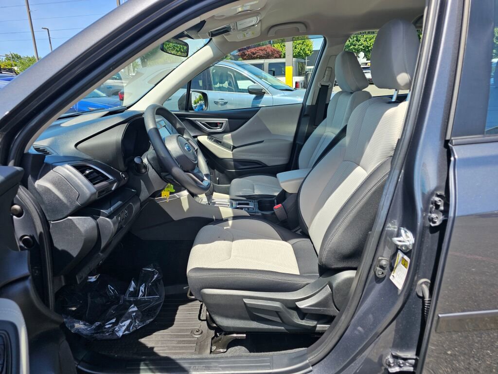 Used 2024 Subaru Forester AWD/4WD image 15