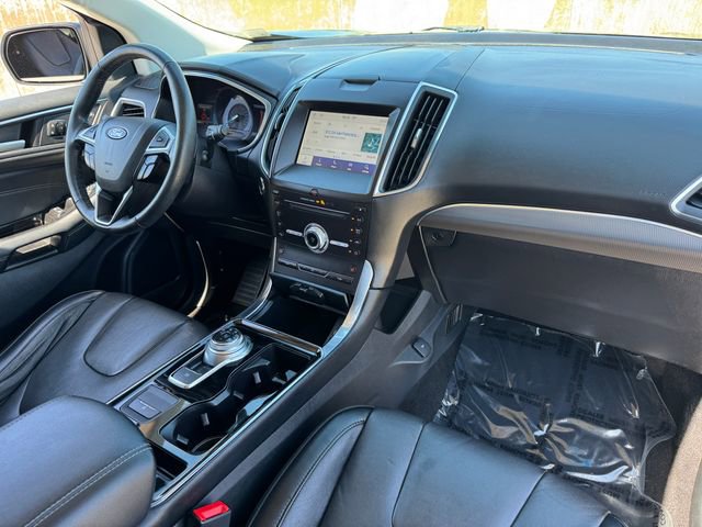 Certified 2019 Ford Edge Titanium w/ Class II Trailer Tow Package AWD/4WD image 21