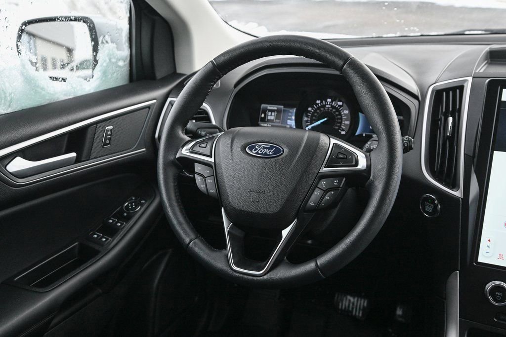 Certified 2024 Ford Edge SEL w/ Convenience Package image 35