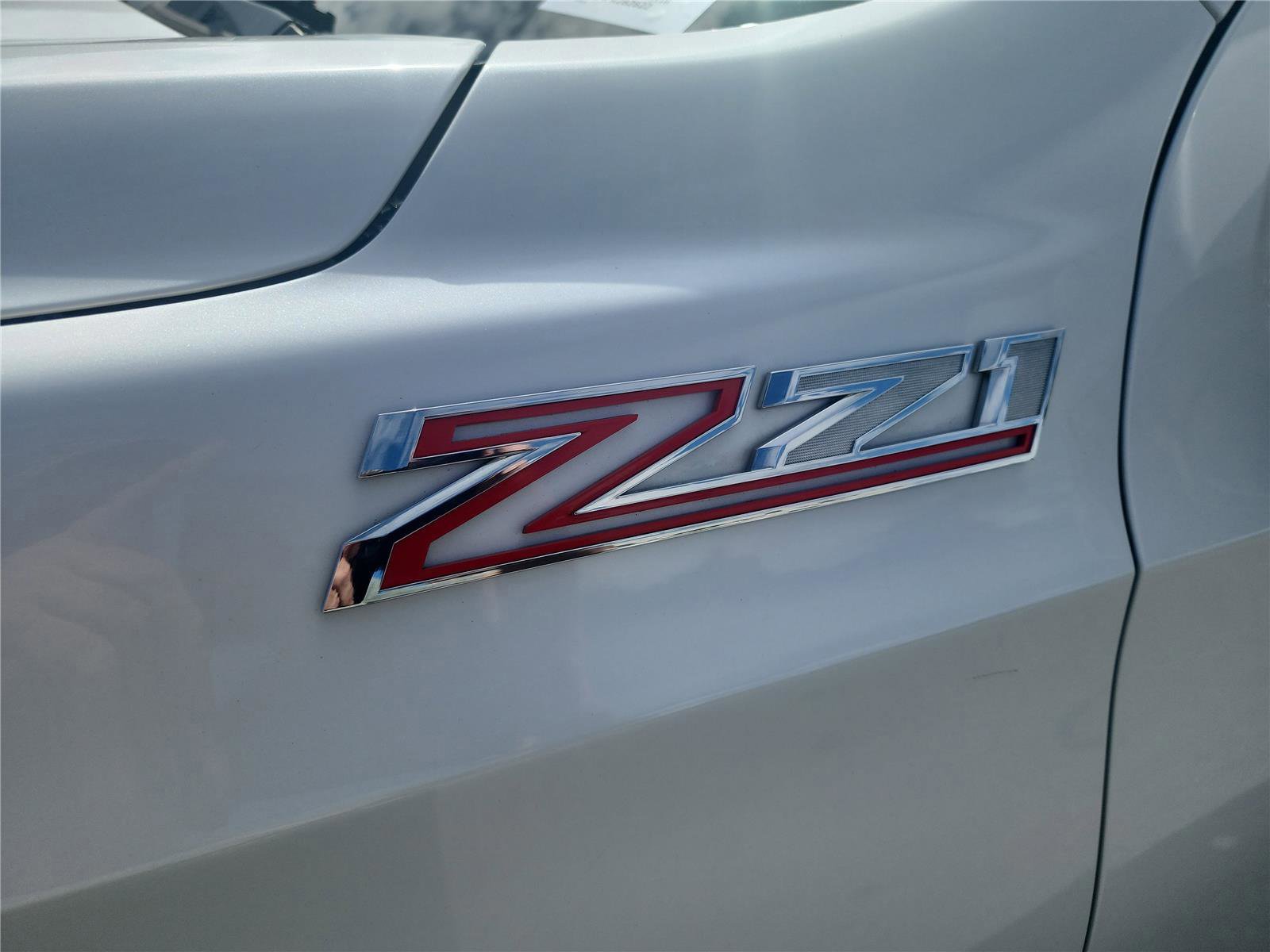 Used 2023 Chevrolet Suburban Z71 w/ Z71 Off-Road Package image 11