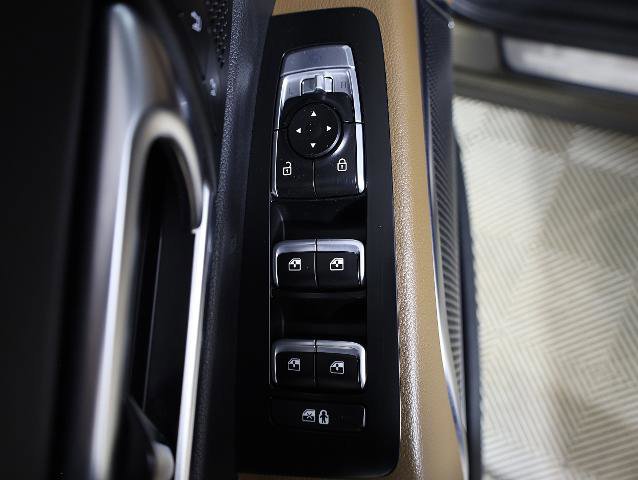 Used 2021 Kia Telluride SX w/ SX Prestige Package image 24