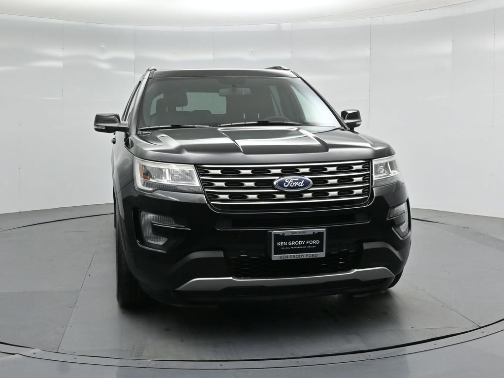 Certified 2017 Ford Explorer XLT w/ Equipment Group 202A image 58
