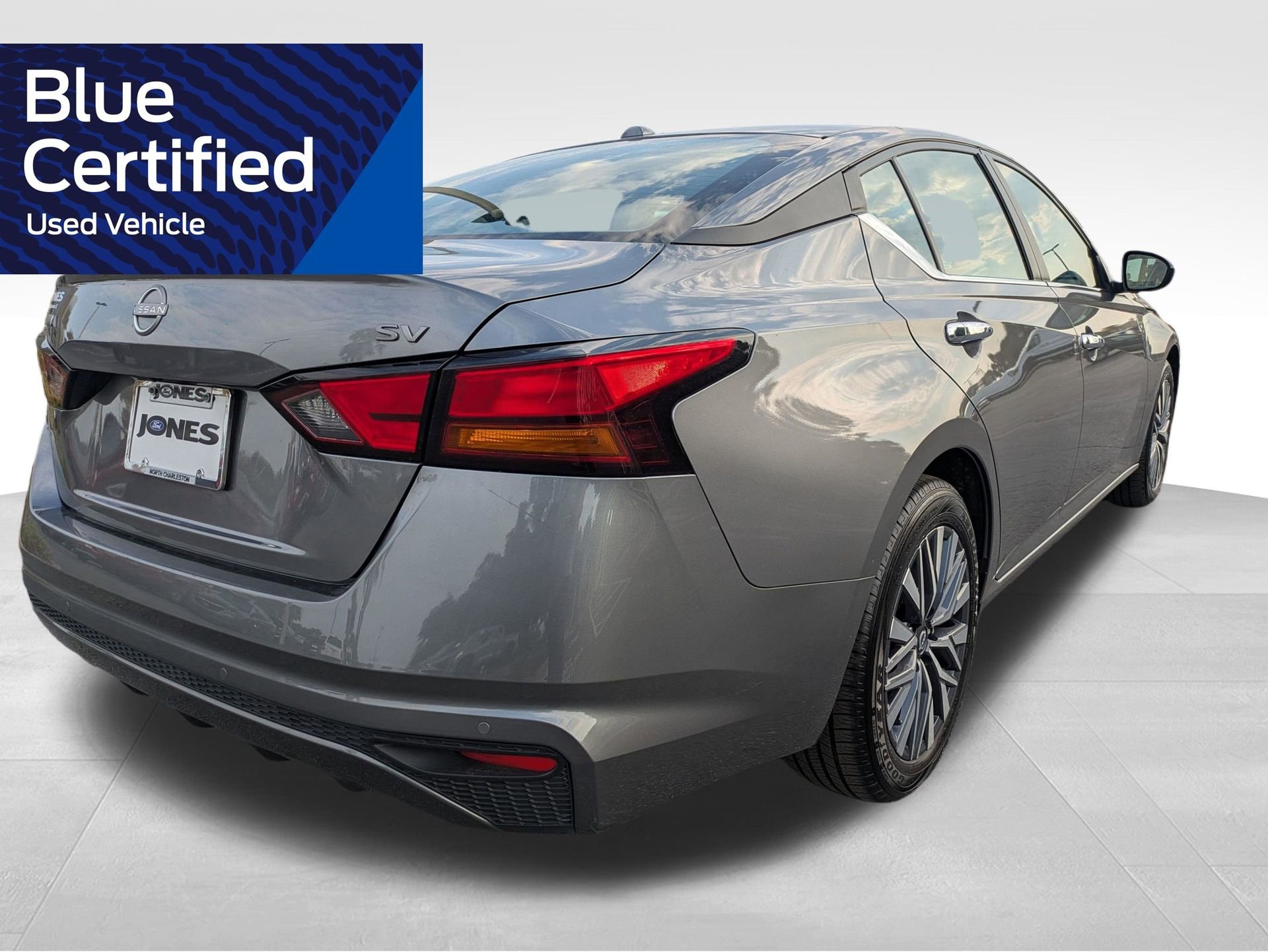 Used 2024 Nissan Altima 2.5 SV FWD image 5
