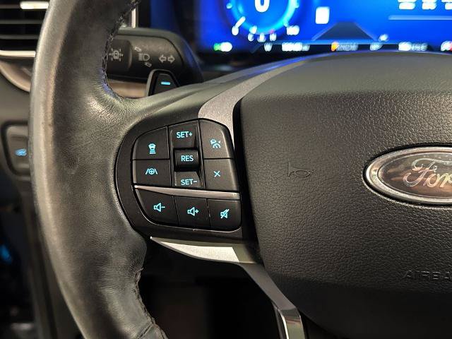 Certified 2020 Ford Explorer Platinum w/ Premium Technology Package AWD/4WD image 21