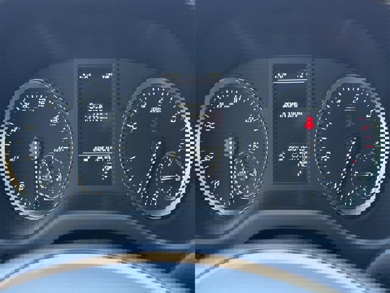 Used 2023 Mercedes-Benz Metris Passenger image 14