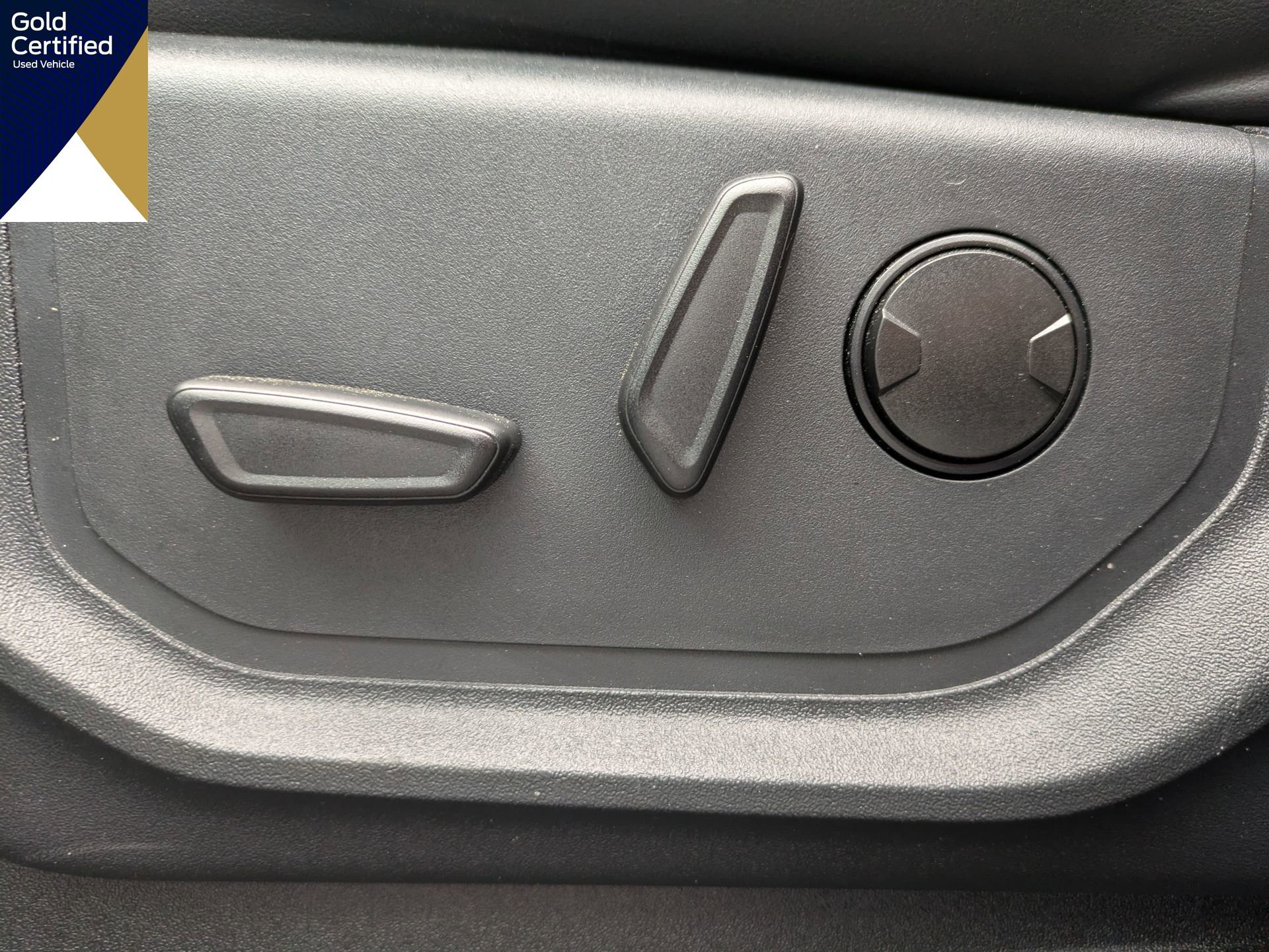 Certified 2022 Ford Expedition XLT image 25