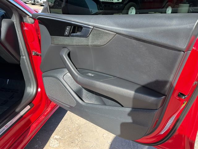 Used 2022 Audi A5 2.0T Premium image 11