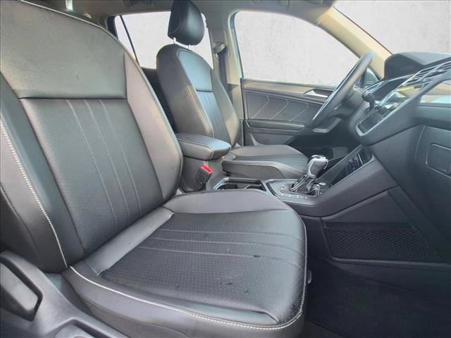 Used 2022 Volkswagen Tiguan SE FWD image 22