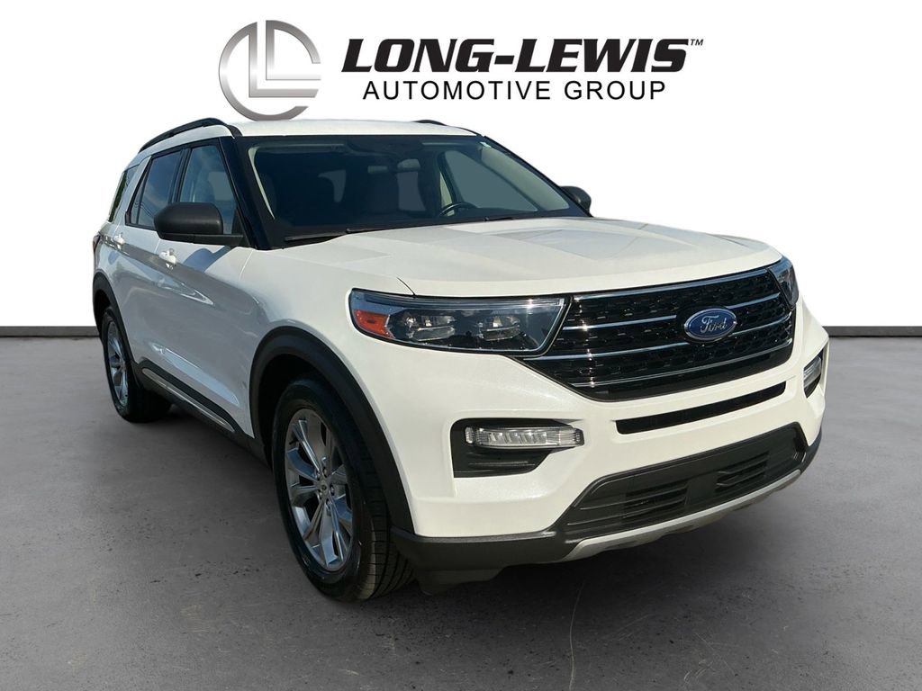 Certified 2020 Ford Explorer XLT w/ Equipment Group 202A RWD image 10