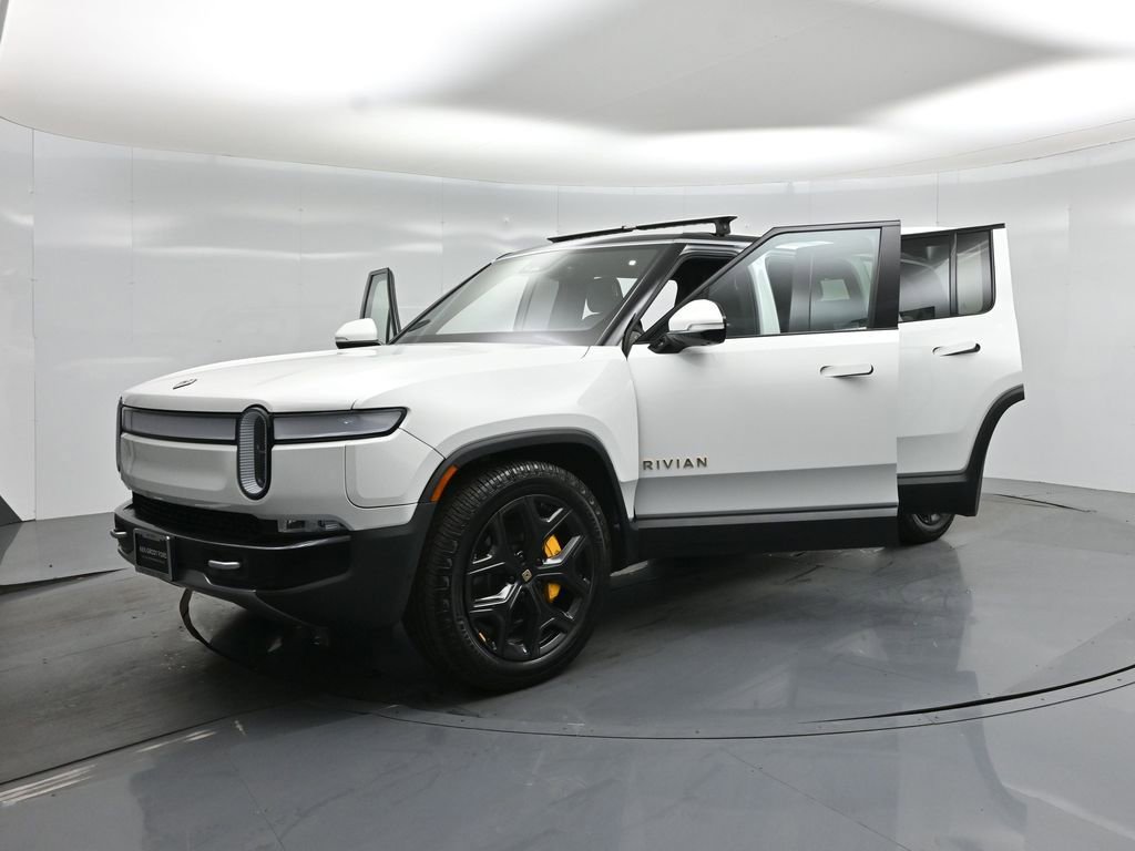 Used 2024 Rivian R1S Adventure AWD/4WD image 26